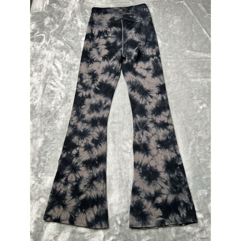 PINK Pants Women Small High Rise Flare Leggings Tie Dye Black Stretch Waist - Picture 2 of 7